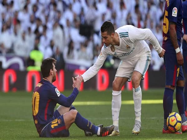 Chơi công bằng là gì? Tầm quan trọng của fair play trong bóng đá
